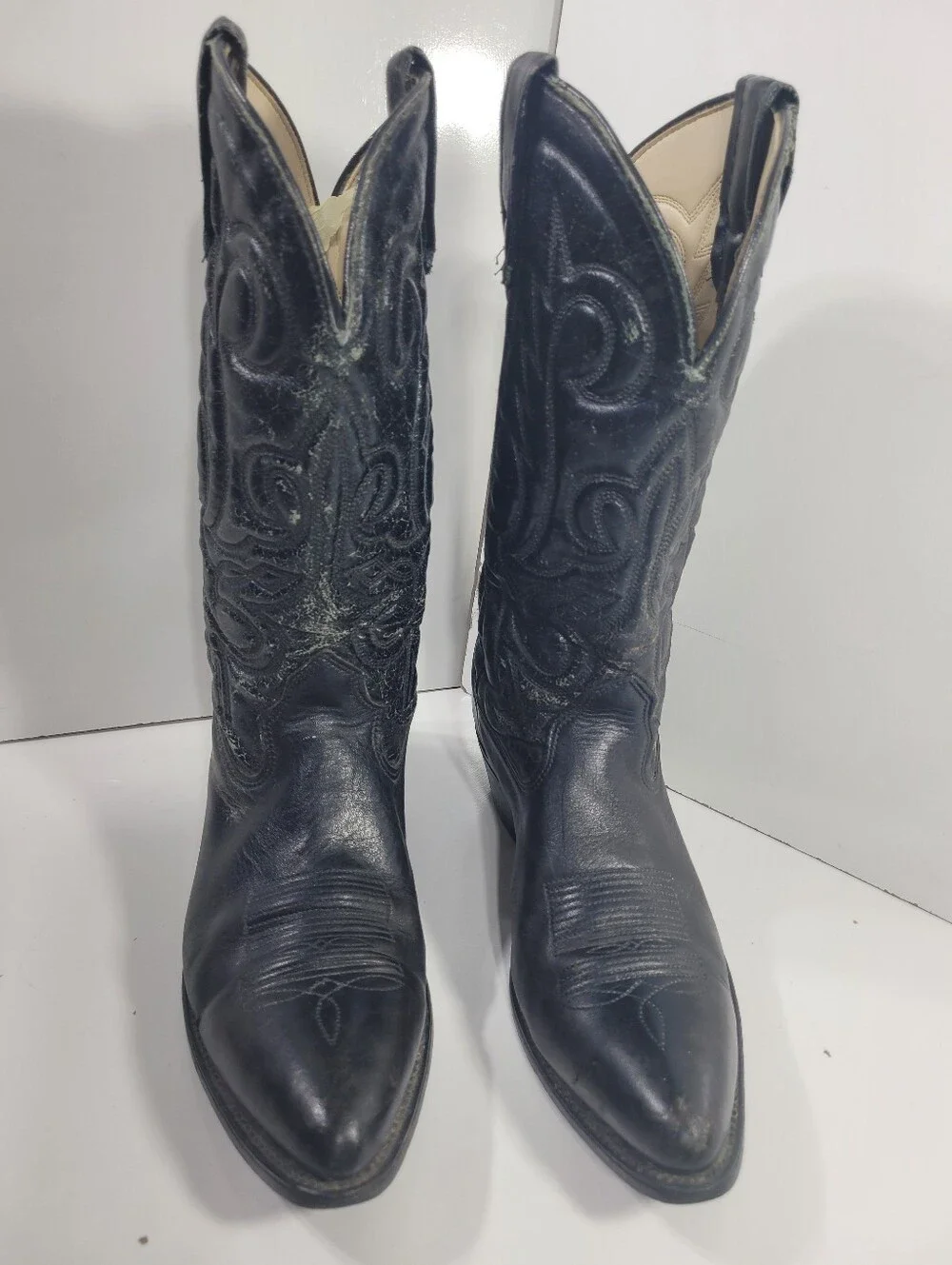 Laredo Mens Black Leather Cowboy Boots Mismatched Size Left 8.5 D / Right 8 D